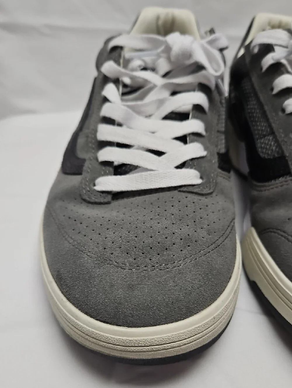 Vans Wayvee Mens 12 Grey White Black Suede Mesh Skate Shoes Sneakers